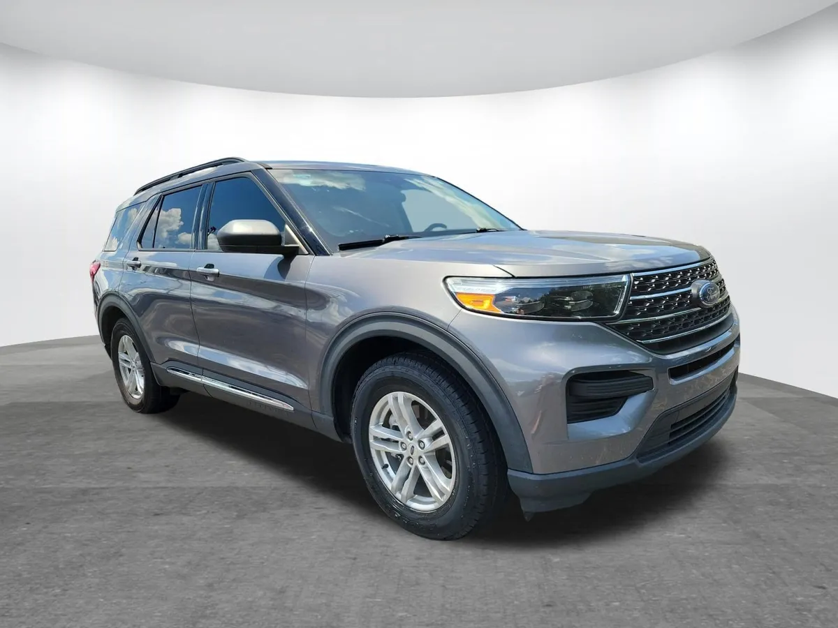 2022 Ford Explorer XLT thumbnail 21