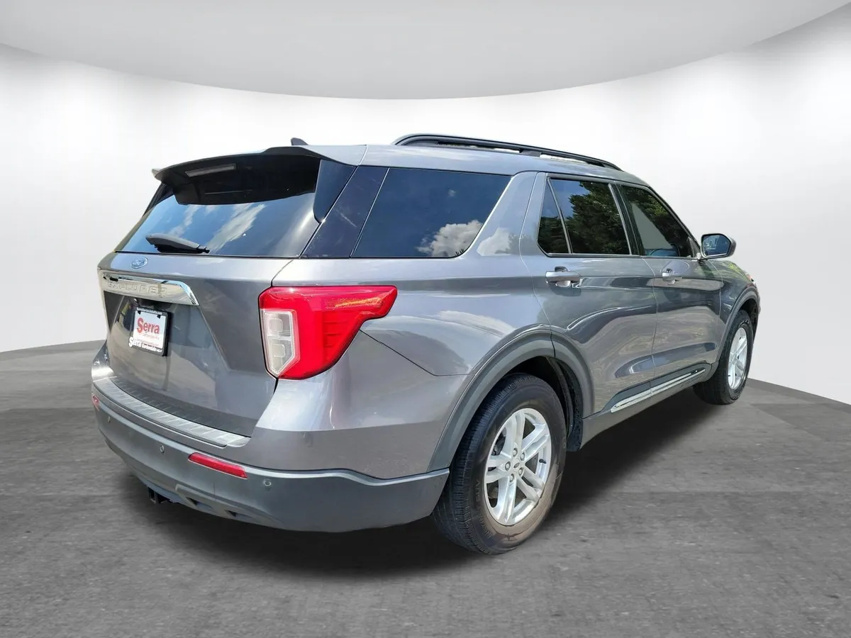 2022 Ford Explorer XLT thumbnail 25