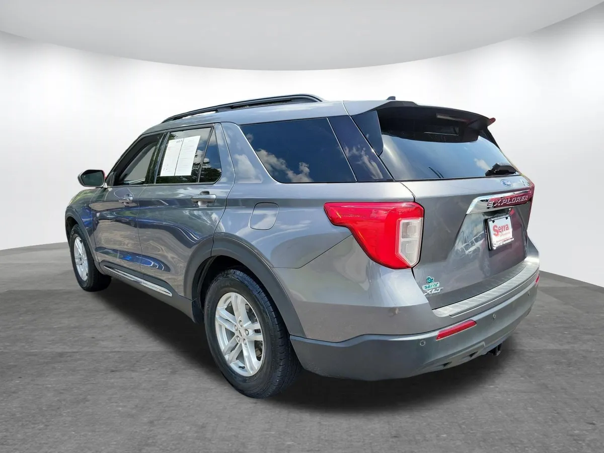 2022 Ford Explorer XLT thumbnail 27