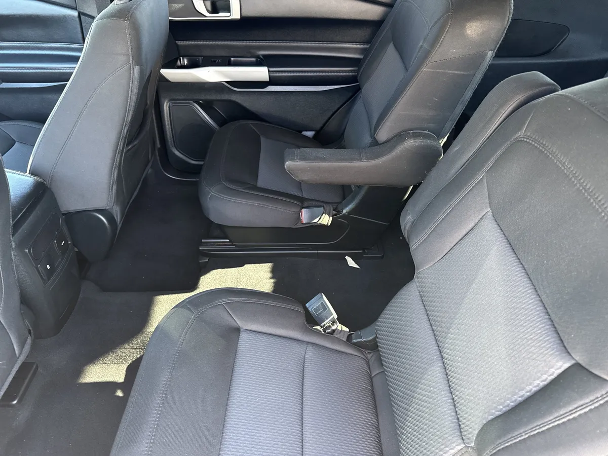 2022 Ford Explorer XLT thumbnail 16