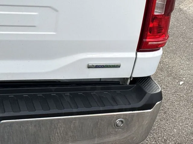 2022 Ford F-150 thumbnail 11