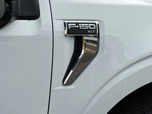 2022 Ford F-150 thumbnail 6