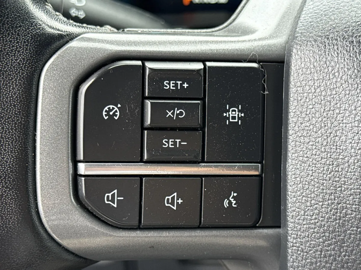 2022 Ford F-150 Lariat thumbnail 22