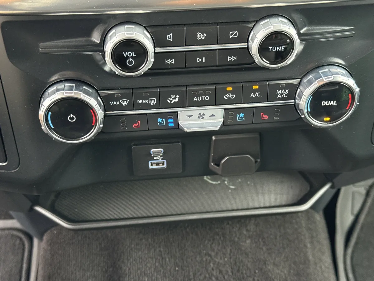 2022 Ford F-150 Lariat thumbnail 26