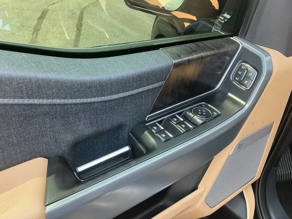 2022 Ford F-150 Lariat thumbnail 16