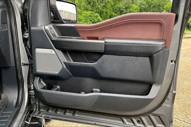 2022 Ford F-150 Lariat thumbnail 25