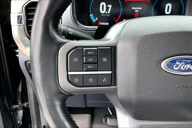 2022 Ford F-150 Lariat thumbnail 10