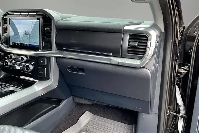 2022 Ford F-150 Lariat thumbnail 21