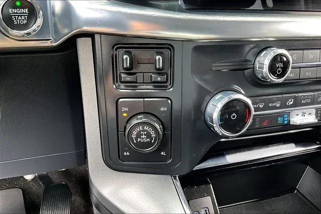 2022 Ford F-150 Lariat thumbnail 24