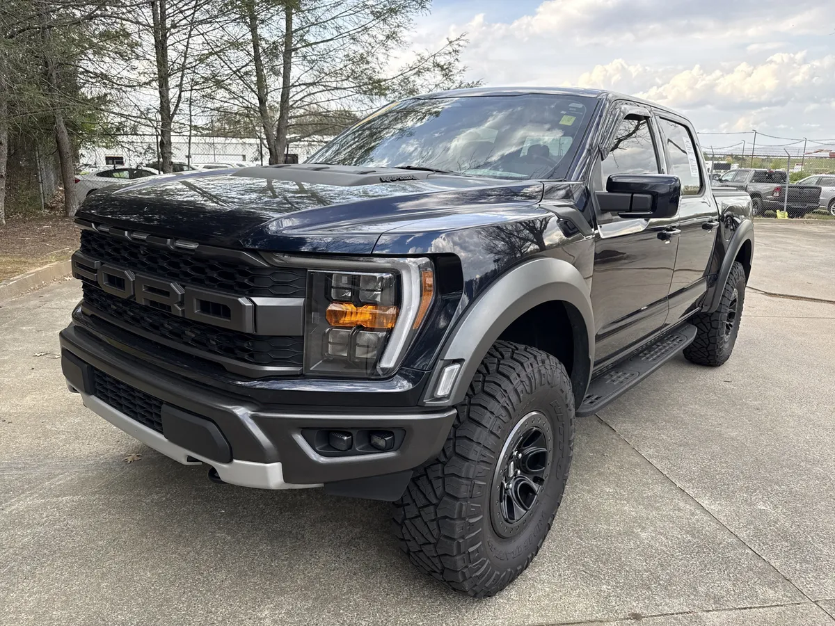 2022 Ford F-150 Raptor thumbnail 3
