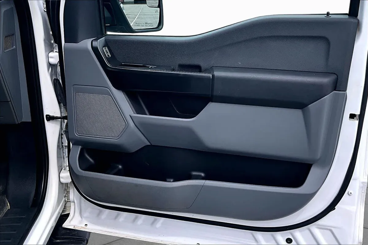 2022 Ford F-150 XL thumbnail 23