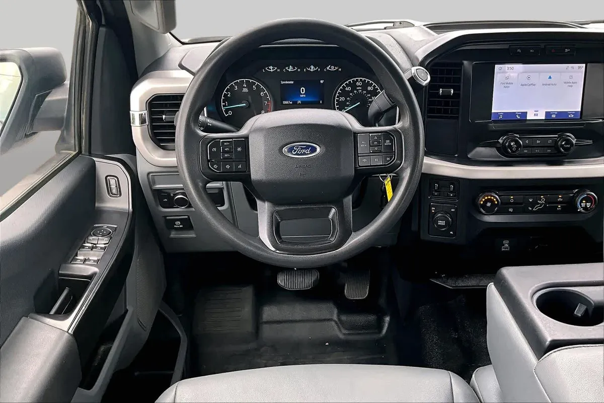 2022 Ford F-150 XL thumbnail 6