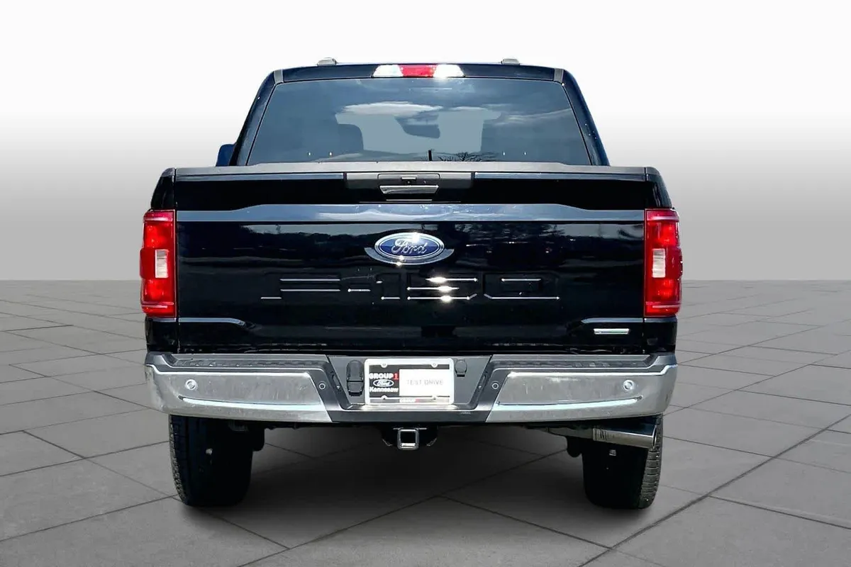 2022 Ford F-150 XLT thumbnail 10