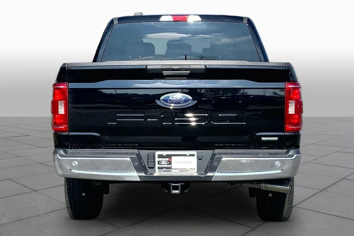 2022 Ford F-150 XLT thumbnail 12