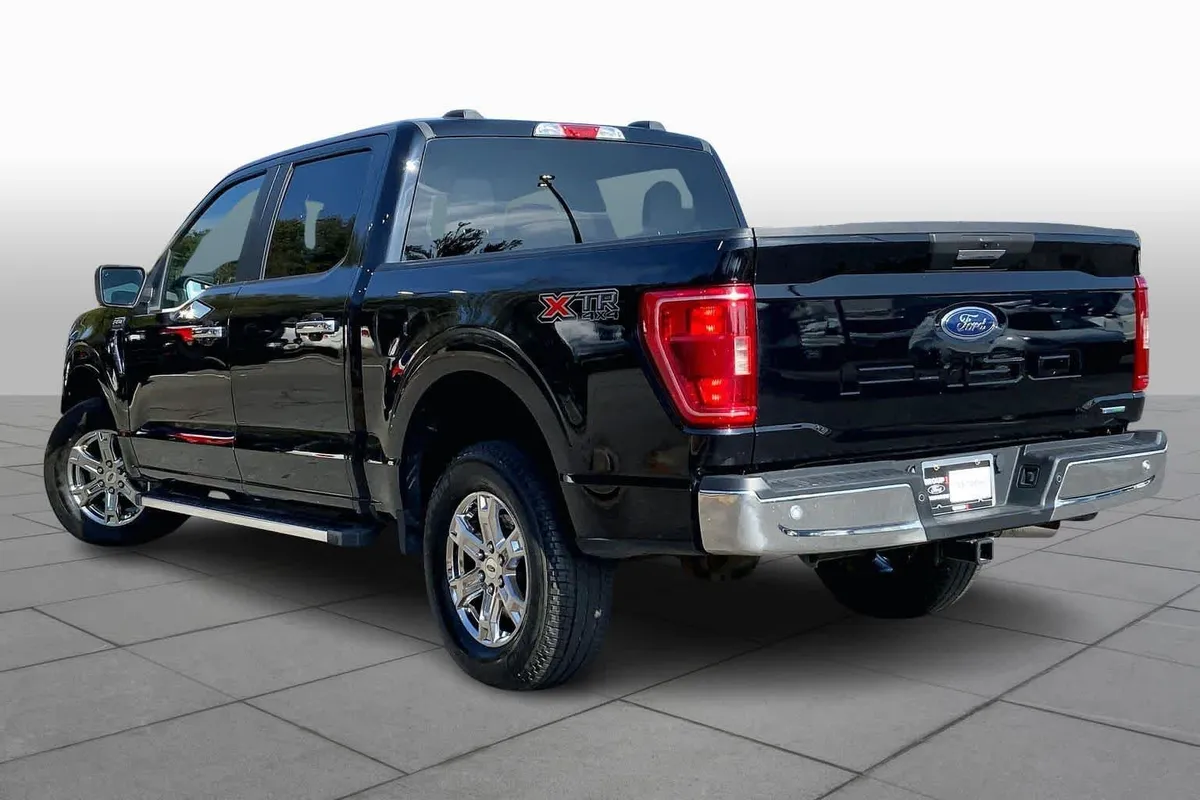 2022 Ford F-150 XLT thumbnail 24