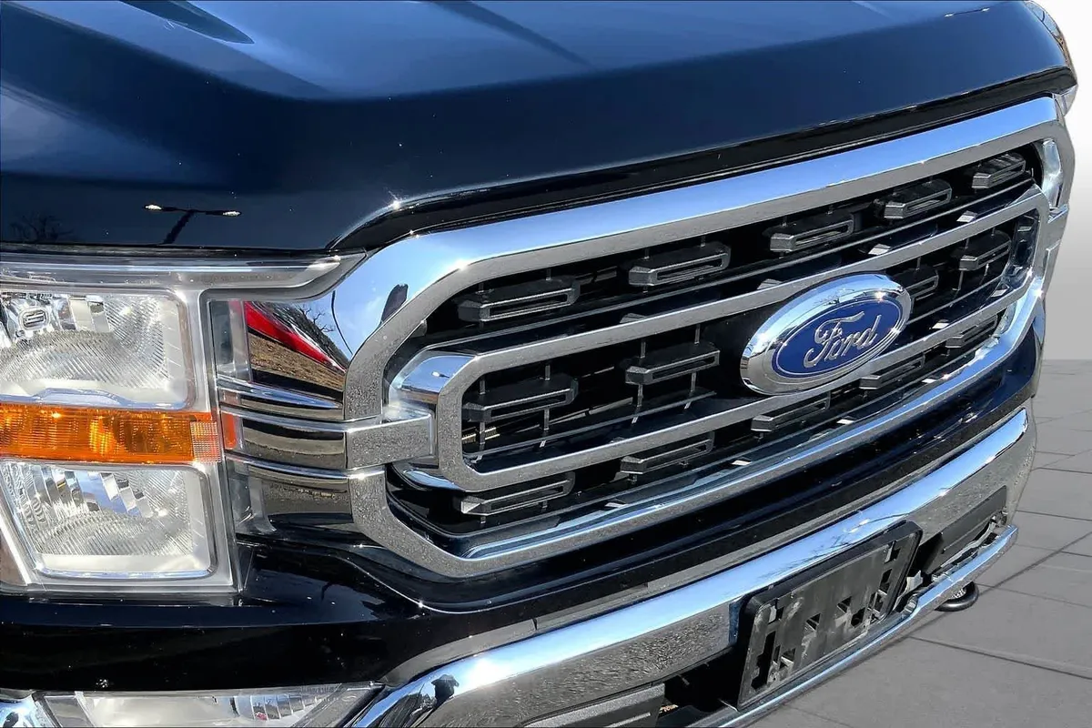 2022 Ford F-150 XLT thumbnail 39