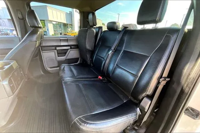 2022 Ford F-250SD XLT thumbnail 19