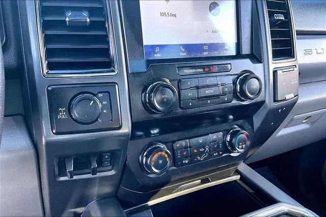 2022 Ford F-250SD XLT thumbnail 23