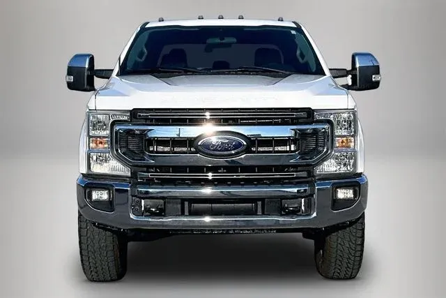 2022 Ford F-250SD XLT thumbnail 3