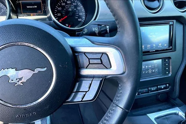 2022 Ford Mustang GT thumbnail 11