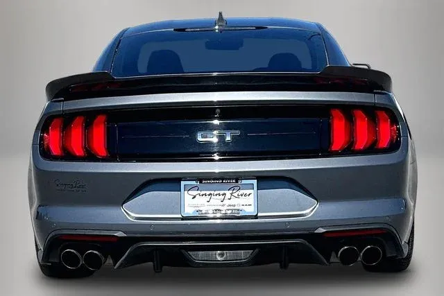 2022 Ford Mustang GT thumbnail 6