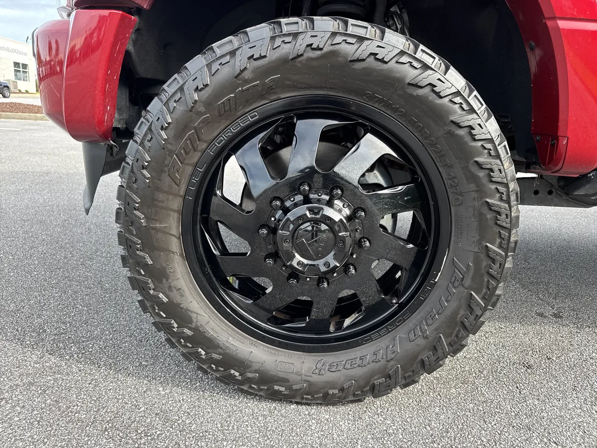2022 Ford Super Duty F-450 DRW Platinum thumbnail 11