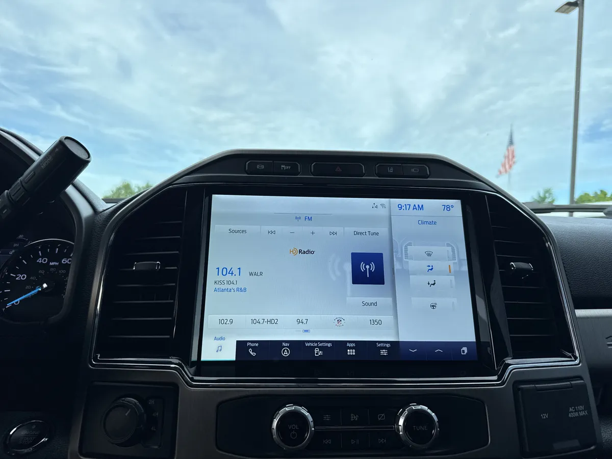 2022 Ford Super Duty F-450 DRW Platinum thumbnail 18