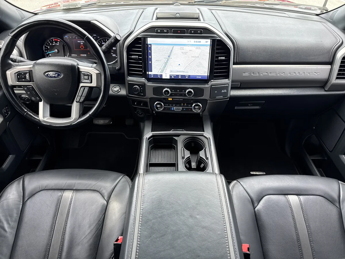 2022 Ford Super Duty F-450 DRW Platinum thumbnail 23