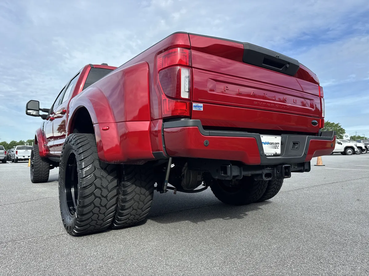 2022 Ford Super Duty F-450 DRW Platinum thumbnail 7