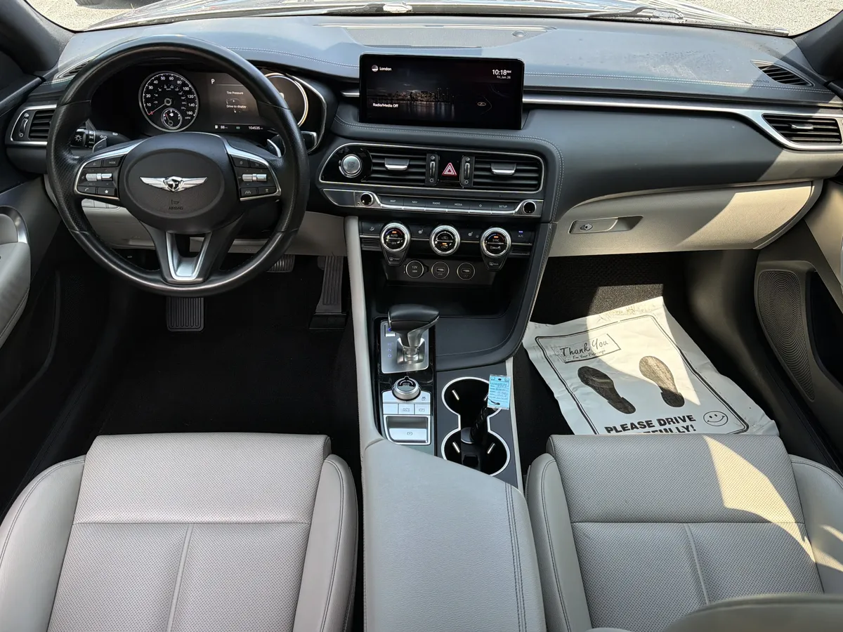 2022 Genesis G70 2.0T thumbnail 2