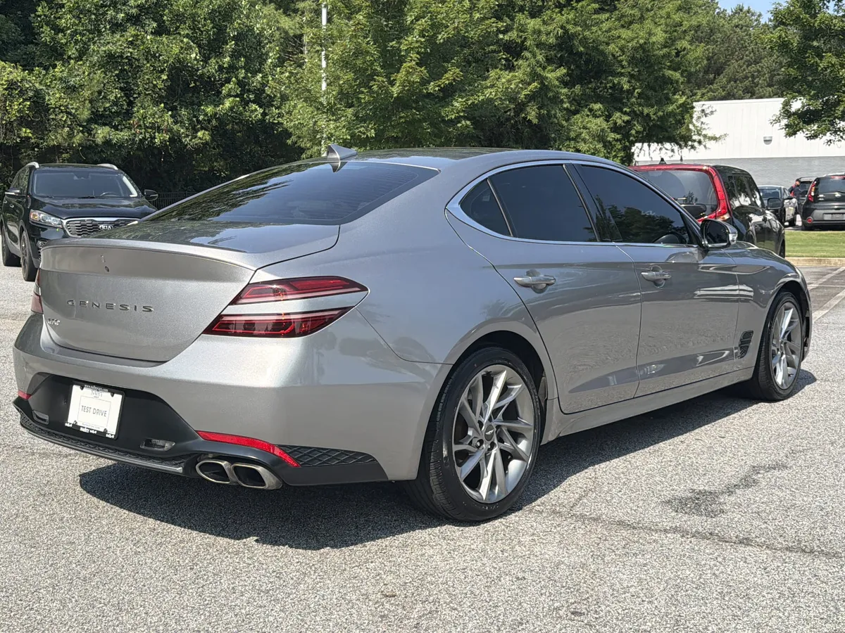 2022 Genesis G70 2.0T thumbnail 29