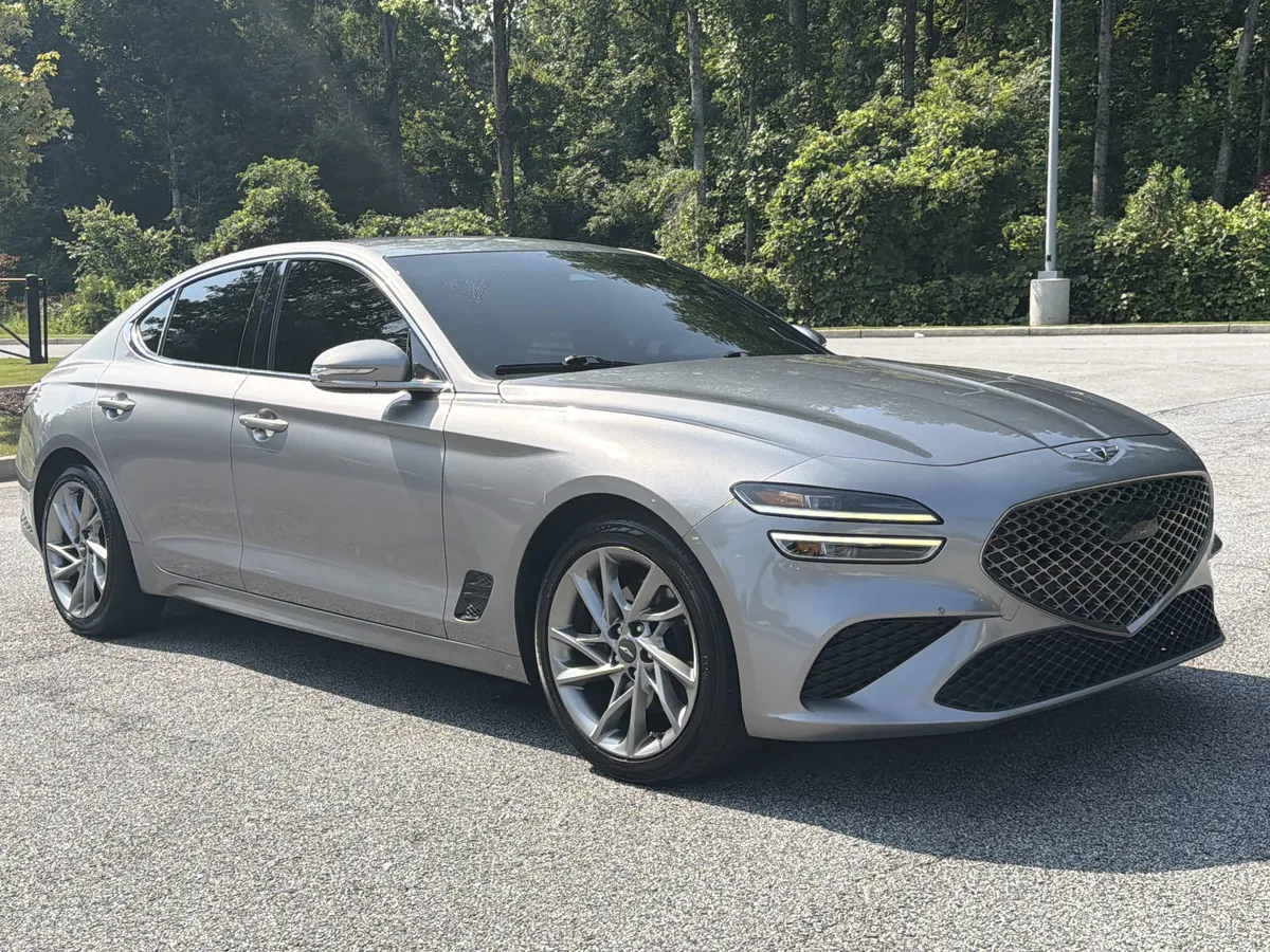 2022 Genesis G70 2.0T thumbnail 31