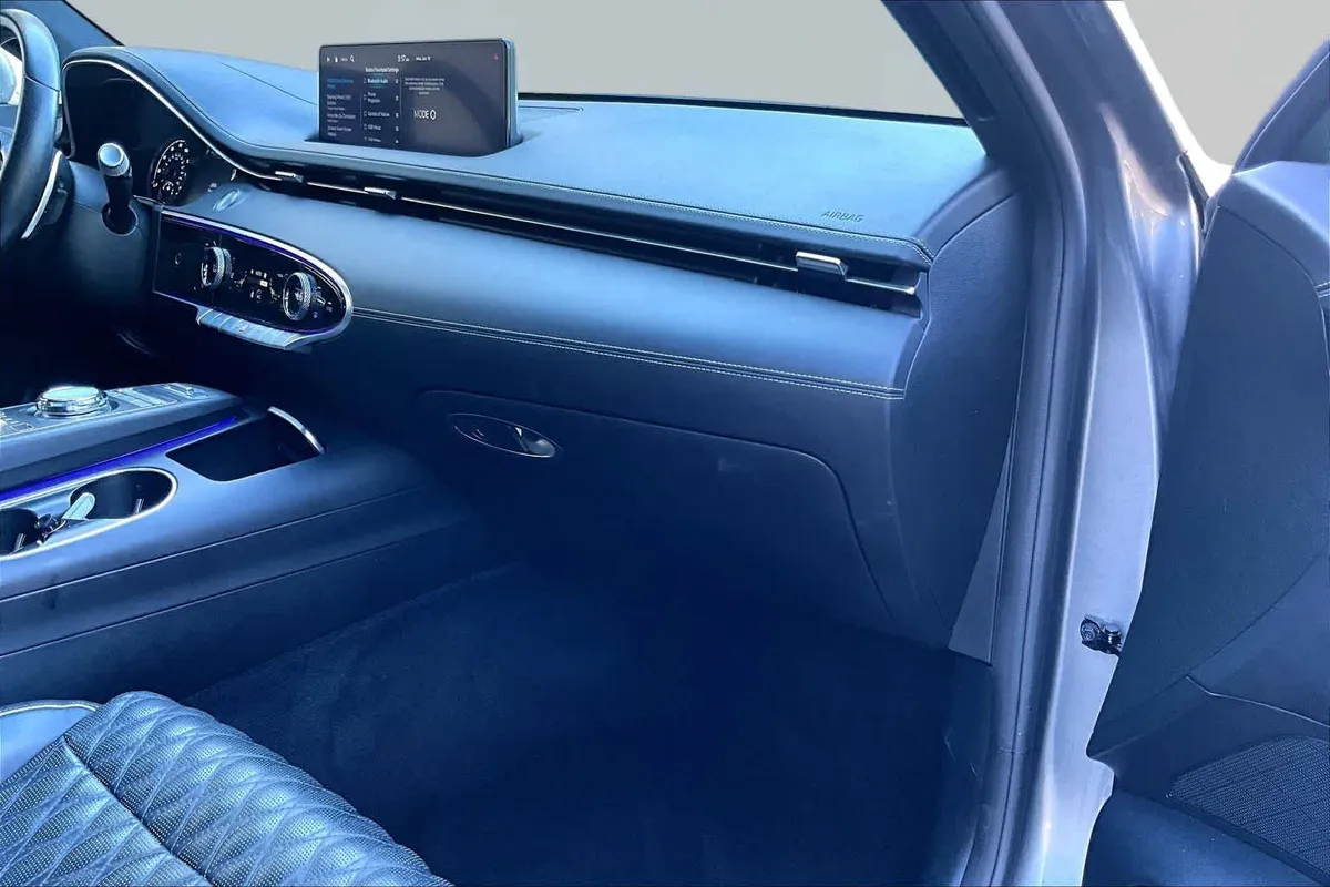 2022 Genesis GV70 3.5T Sport thumbnail 19