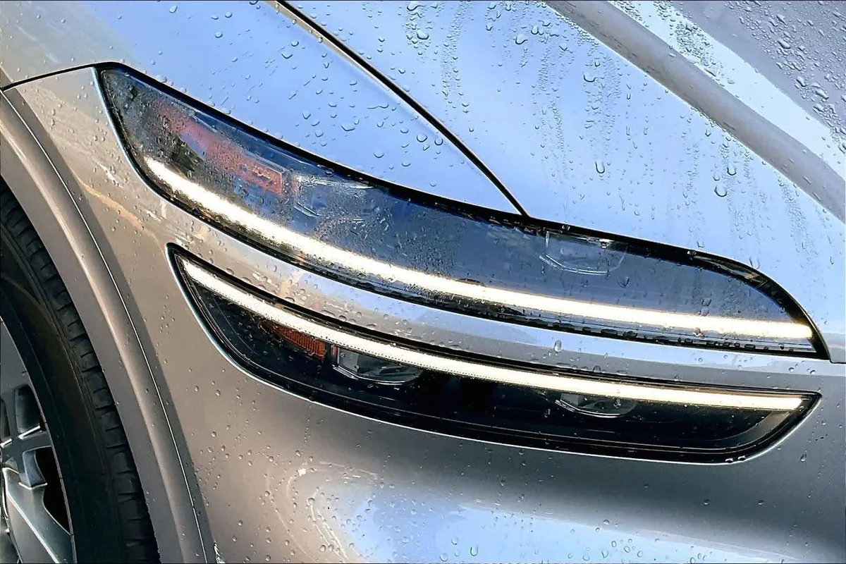 2022 Genesis GV70 3.5T Sport thumbnail 28