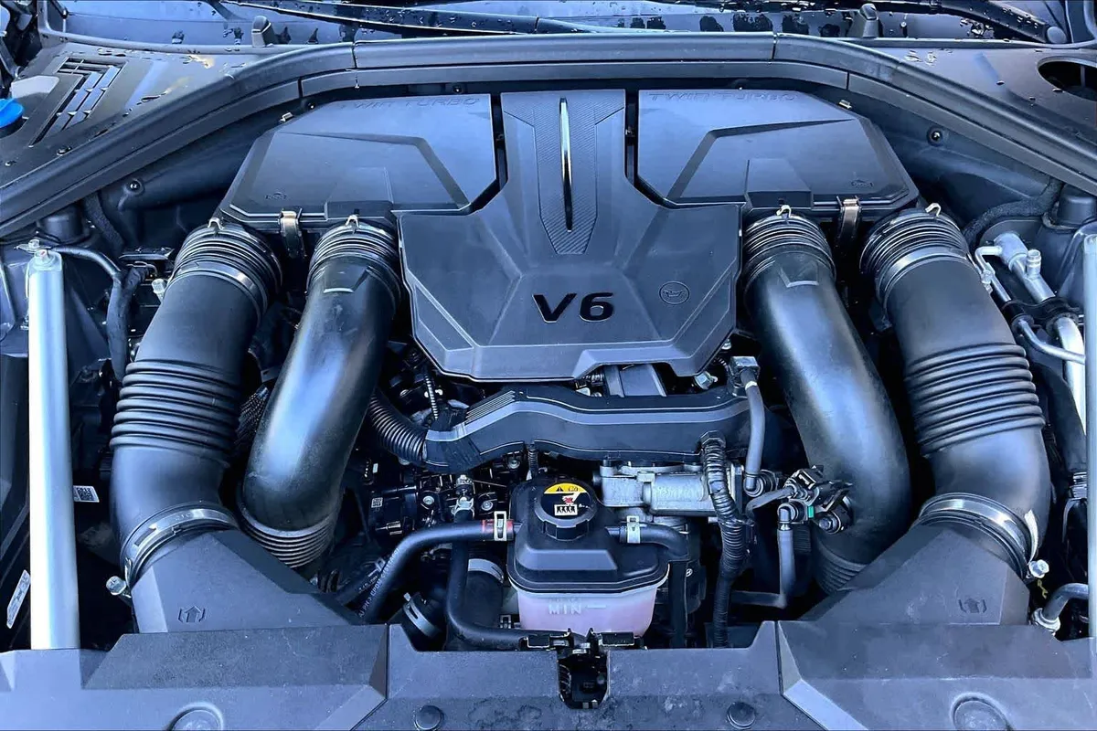 2022 Genesis GV70 3.5T Sport thumbnail 32
