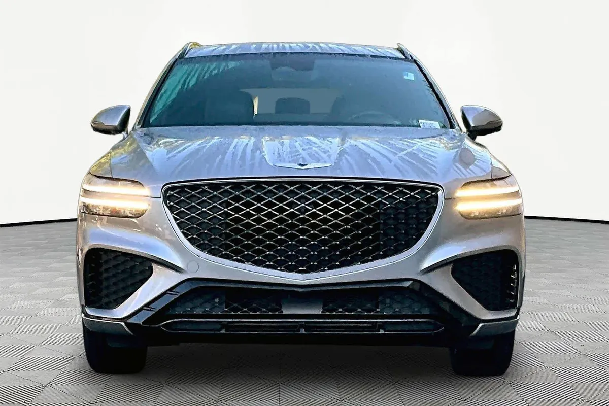 2022 Genesis GV70 3.5T Sport thumbnail 4