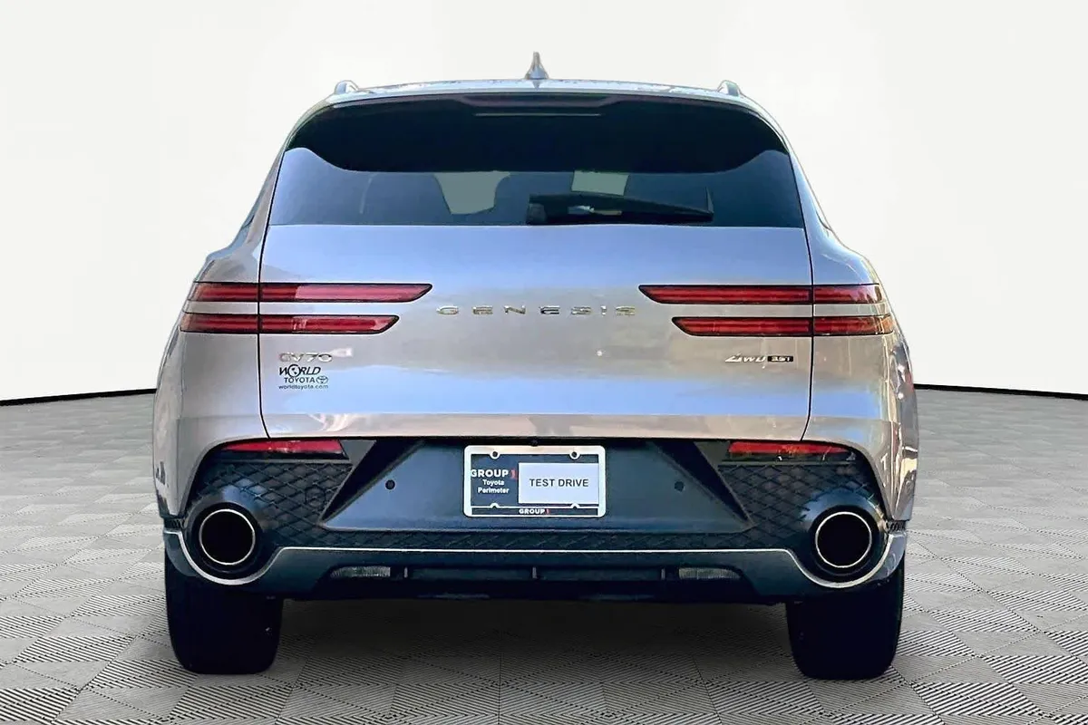 2022 Genesis GV70 3.5T Sport thumbnail 5