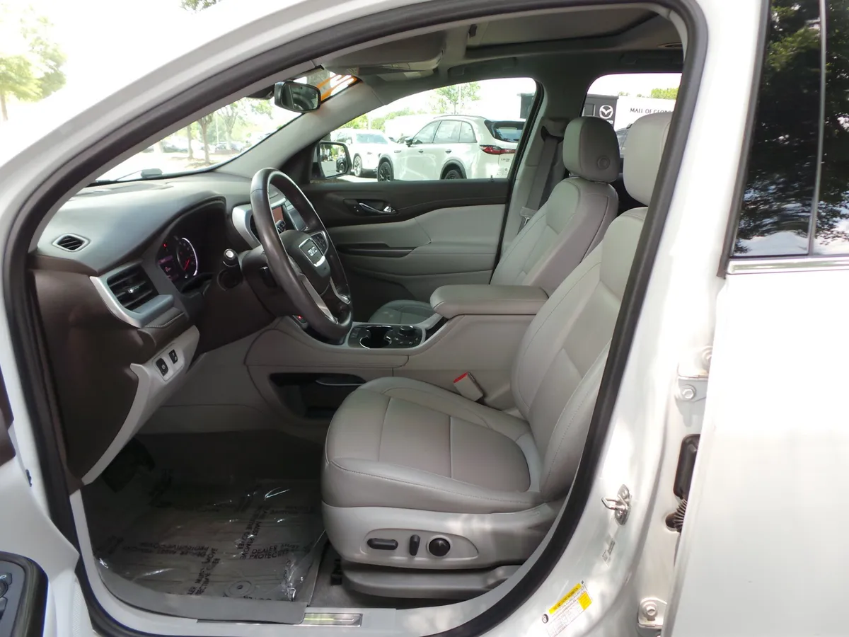 2022 GMC Acadia SLT thumbnail 28