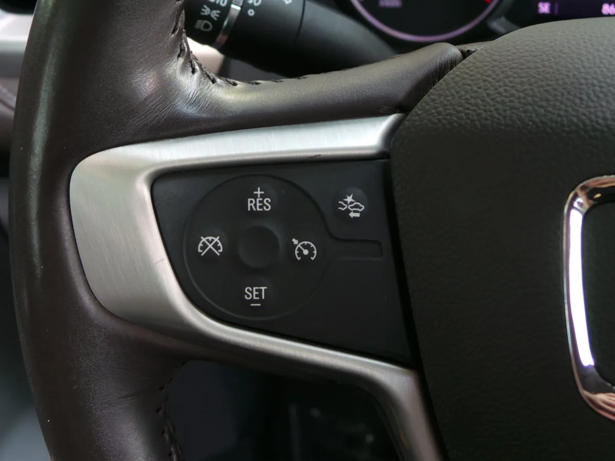 2022 GMC Acadia SLT thumbnail 31