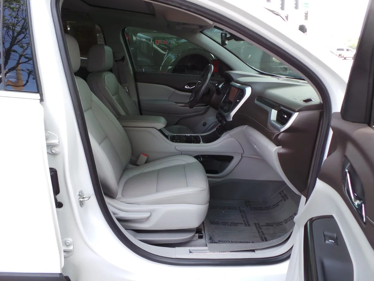 2022 GMC Acadia SLT thumbnail 42