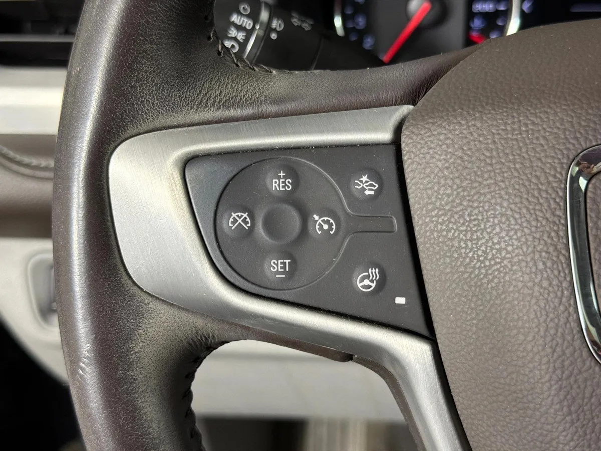 2022 GMC Acadia SLT thumbnail 27