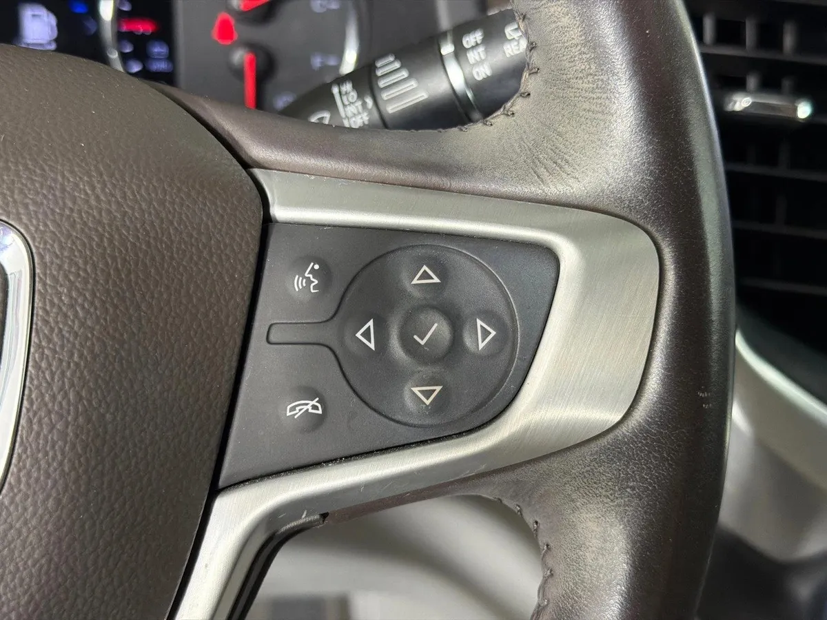 2022 GMC Acadia SLT thumbnail 28