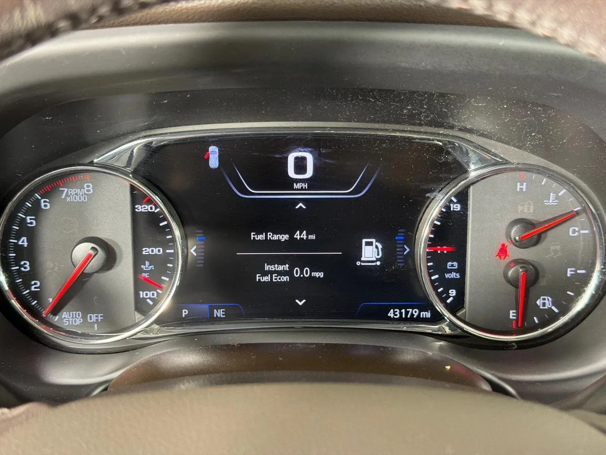 2022 GMC Acadia SLT thumbnail 29