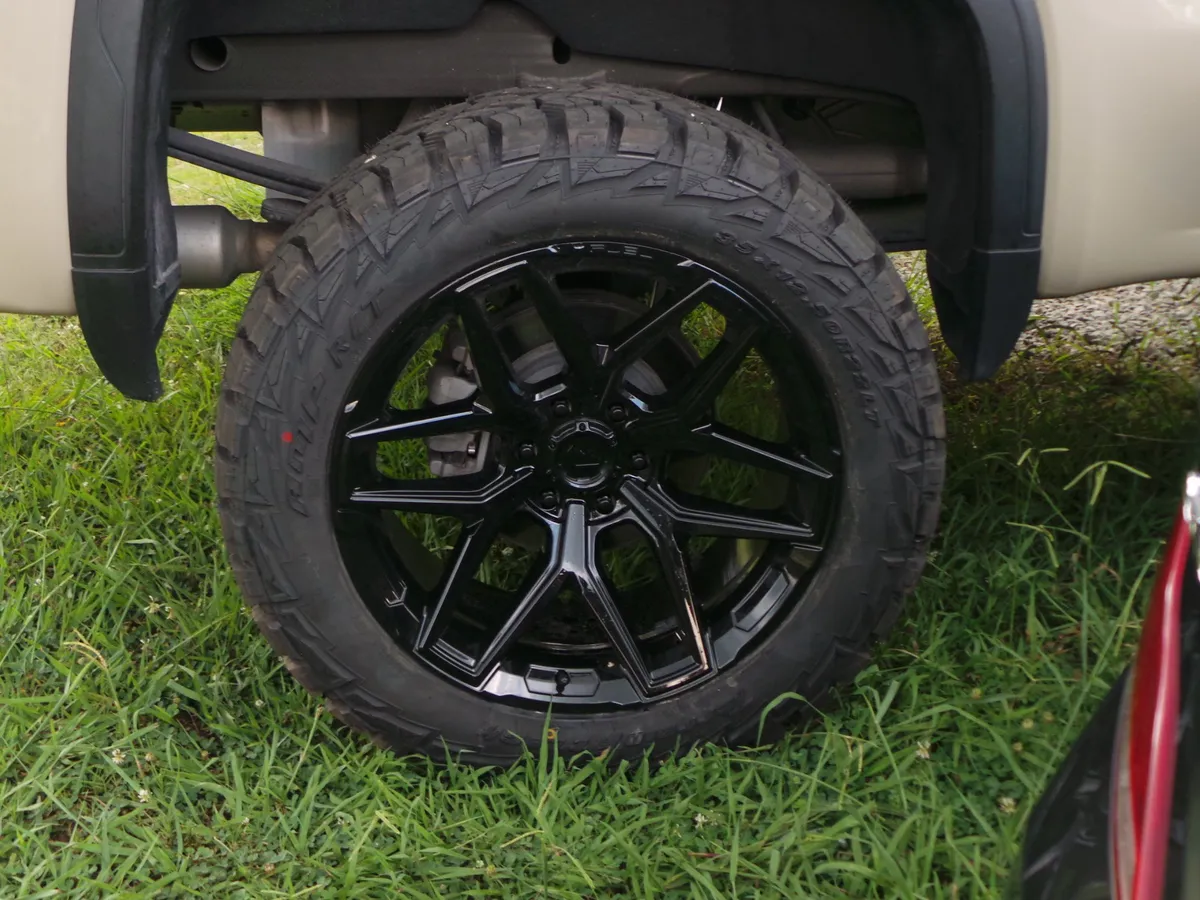 2022 GMC Sierra 1500 AT4 thumbnail 4