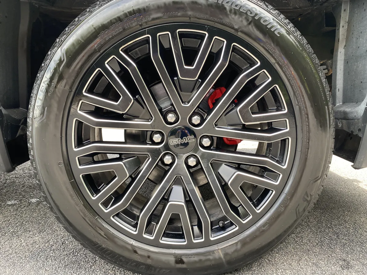 2022 GMC Sierra 1500 Denali Ultimate thumbnail 13