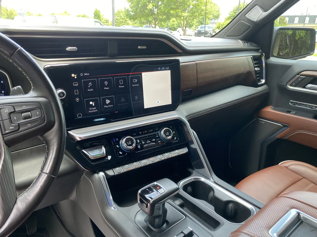 2022 GMC Sierra 1500 Denali Ultimate thumbnail 25