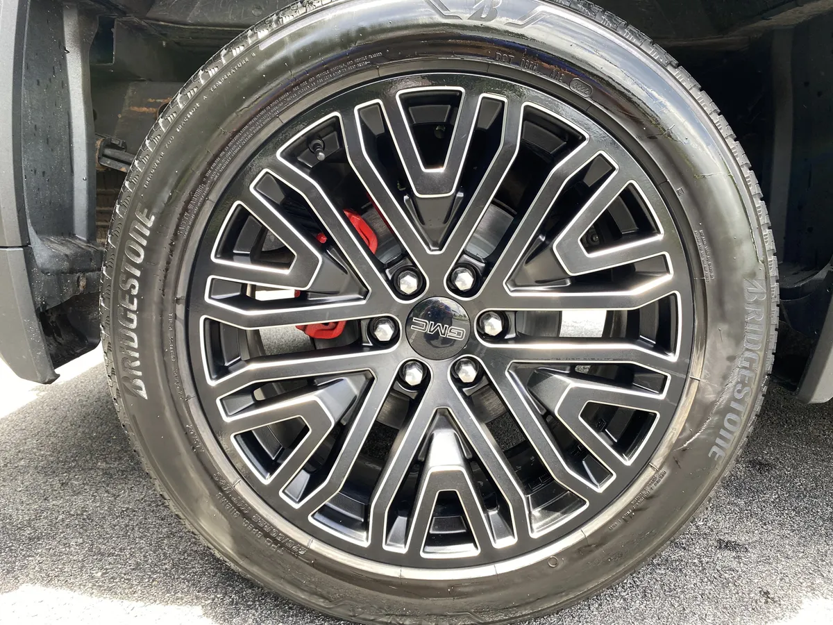 2022 GMC Sierra 1500 Denali Ultimate thumbnail 47