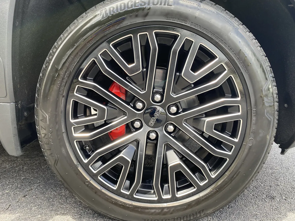2022 GMC Sierra 1500 Denali Ultimate thumbnail 48