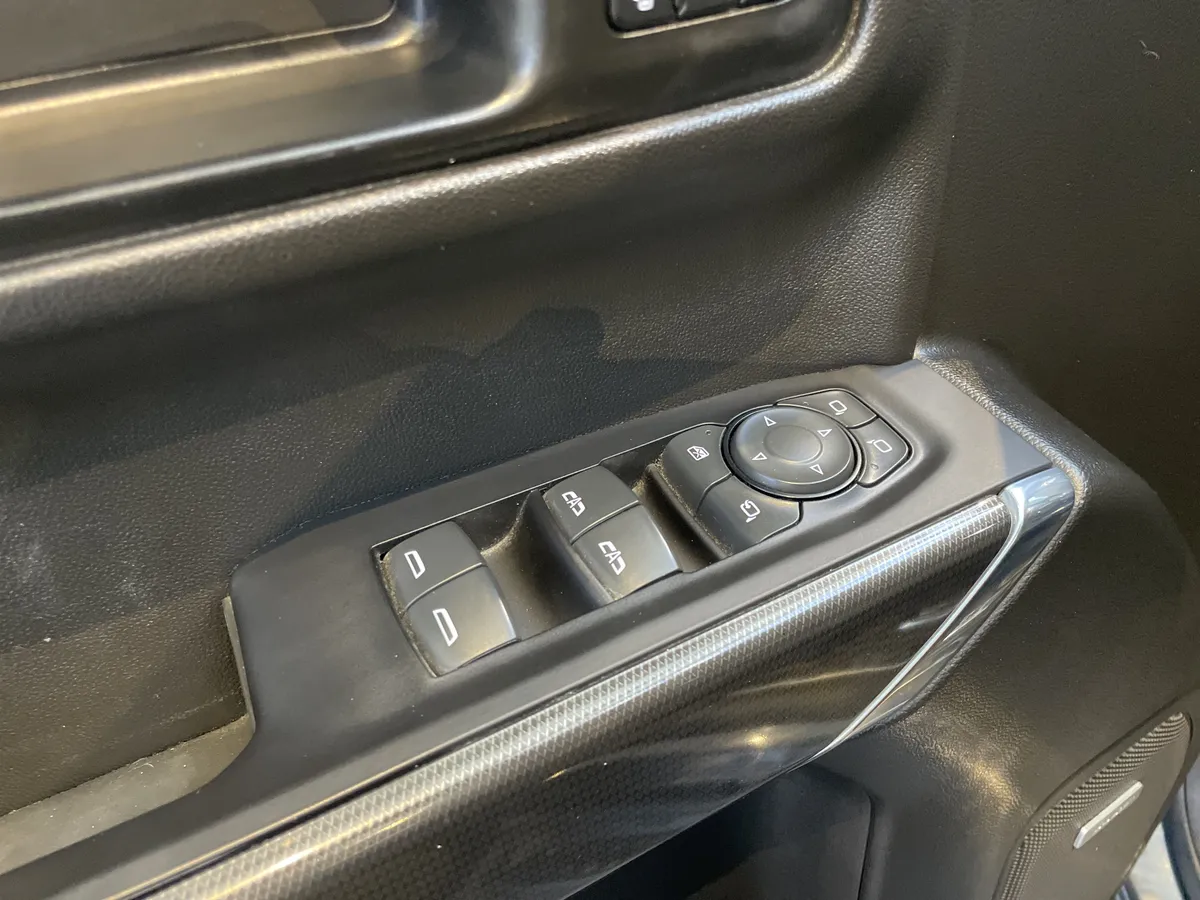 2022 GMC Sierra 1500 Limited AT4 thumbnail 15