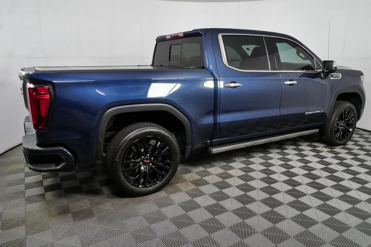 2022 GMC Sierra 1500 Limited Denali thumbnail 2